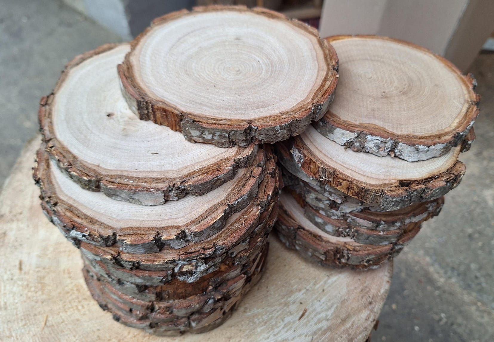 Holzscheiben aus Massivholz kaufen – Steiermark